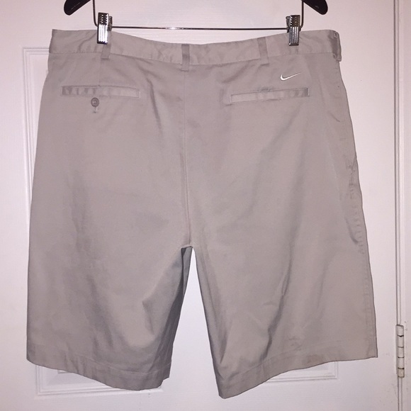 Nike Golf Mens Dri Fit Flat Front Khaki Shorts 38 - Picture 3 of 5